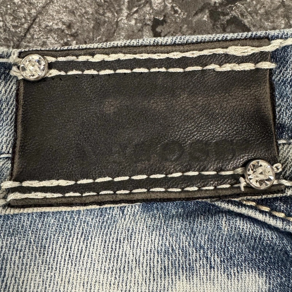Vigoss The New York Capri Womens Embellished Embroidered Back Flap Pocket Sz 5 - Picture 13 of 16